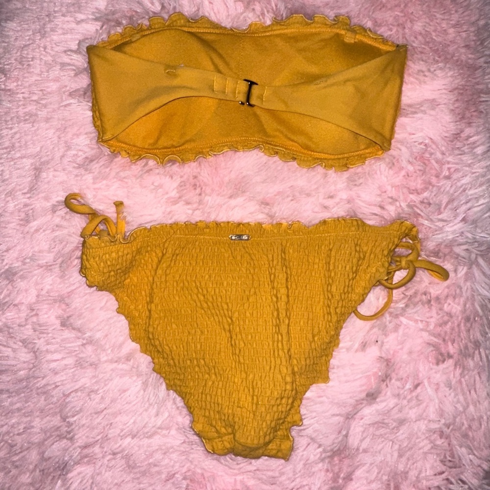 yellow bikini set - Picture 2 of 3